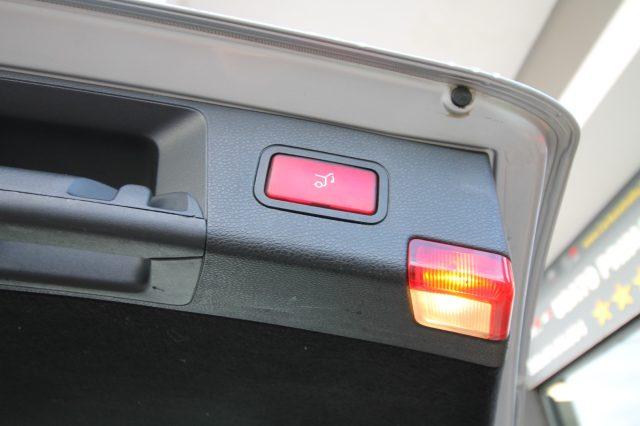 MERCEDES-BENZ C 220 CDI S.W. Avantg.