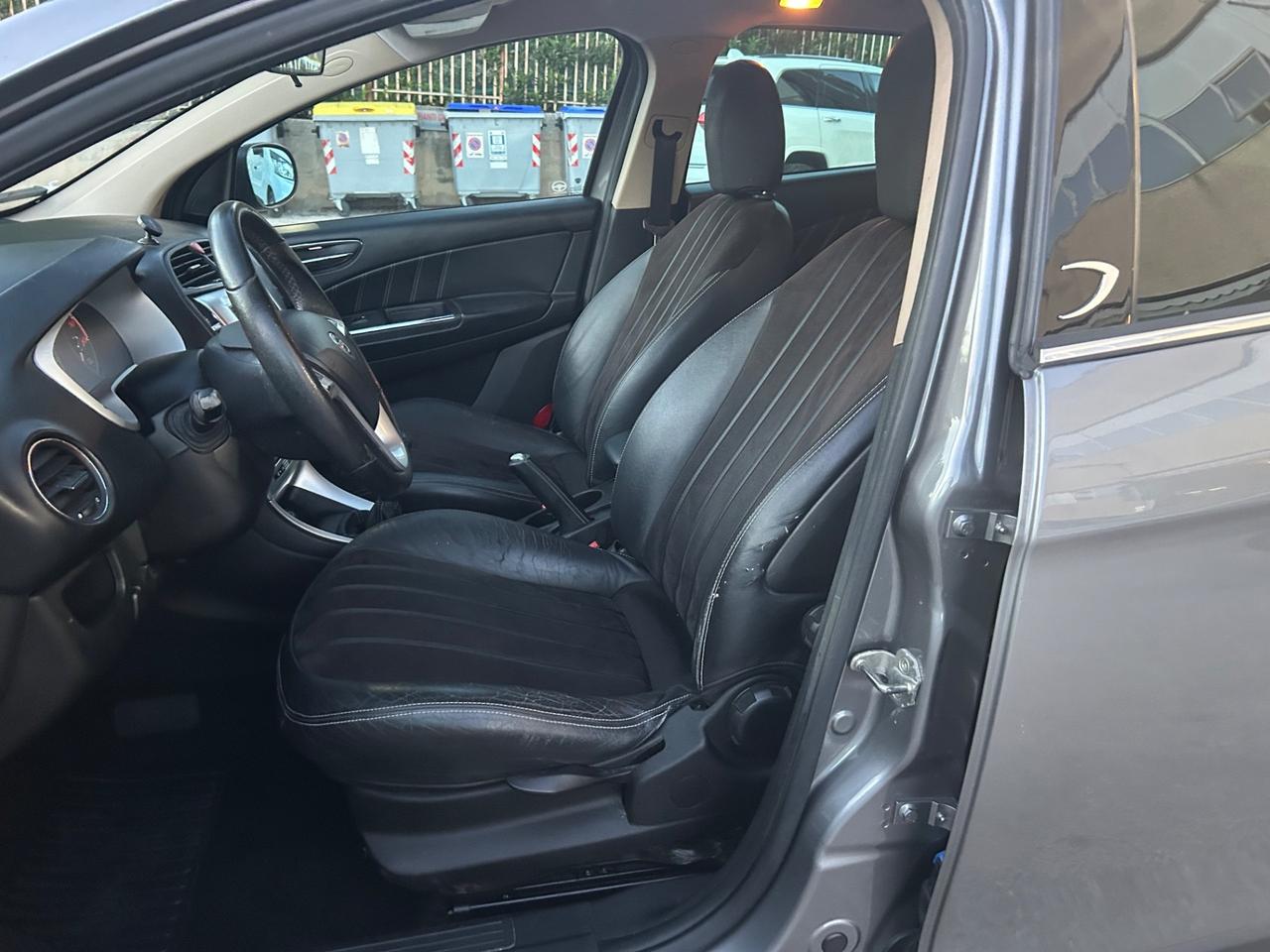 Lancia Delta 2.0 MJT DPF Platinum 165CV