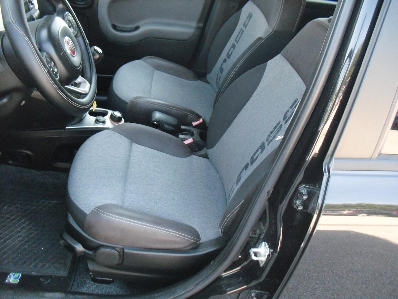 Fiat Panda 4x4 Cross 1.3 MJT 95 CV , MOTORE NUOVO CON FATTURA!! GANCIO T, PERFETTA!!