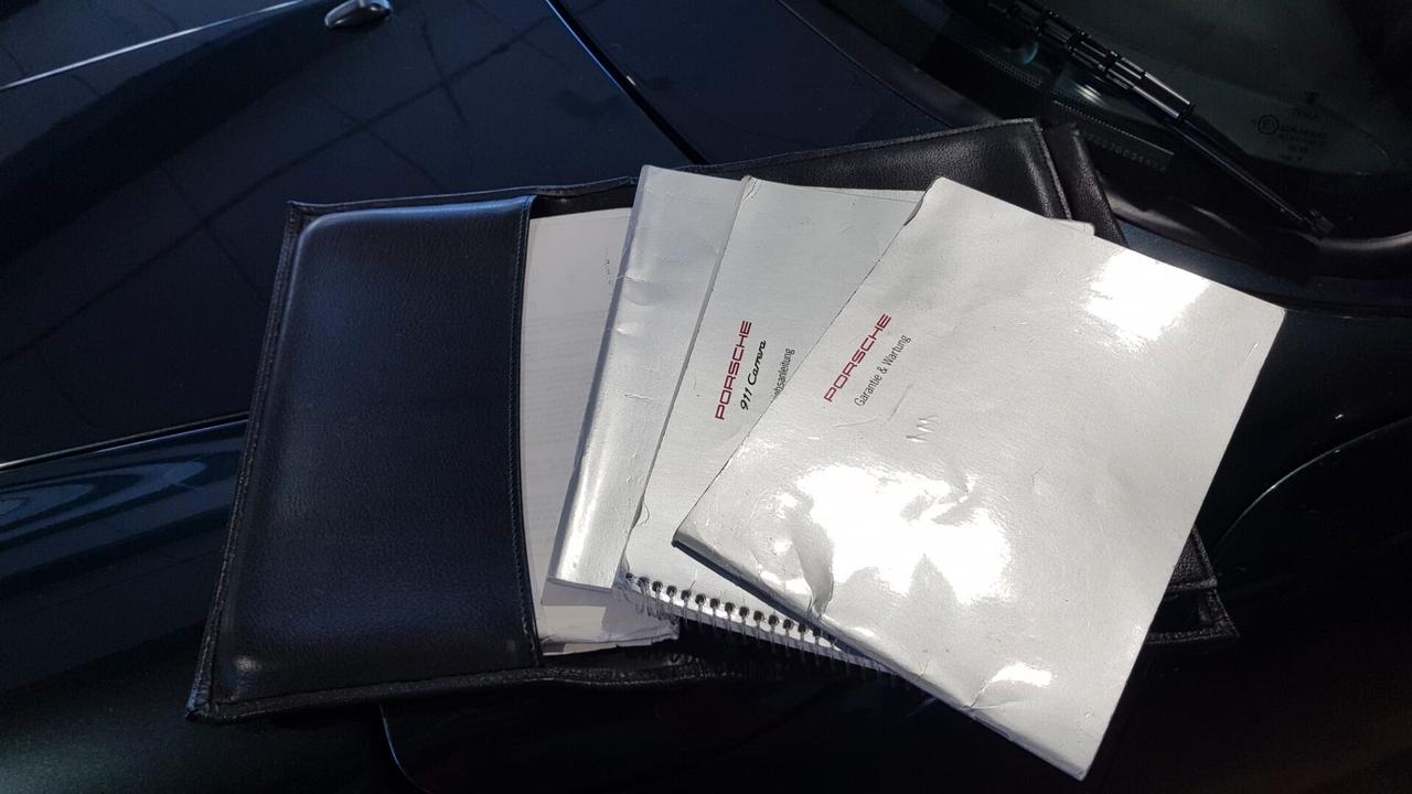 Porsche 911 993 Carrera 2 Book service Italia Asi Oro