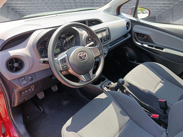 TOYOTA Yaris 3ª serie 1.0 72 CV 5 porte Cool