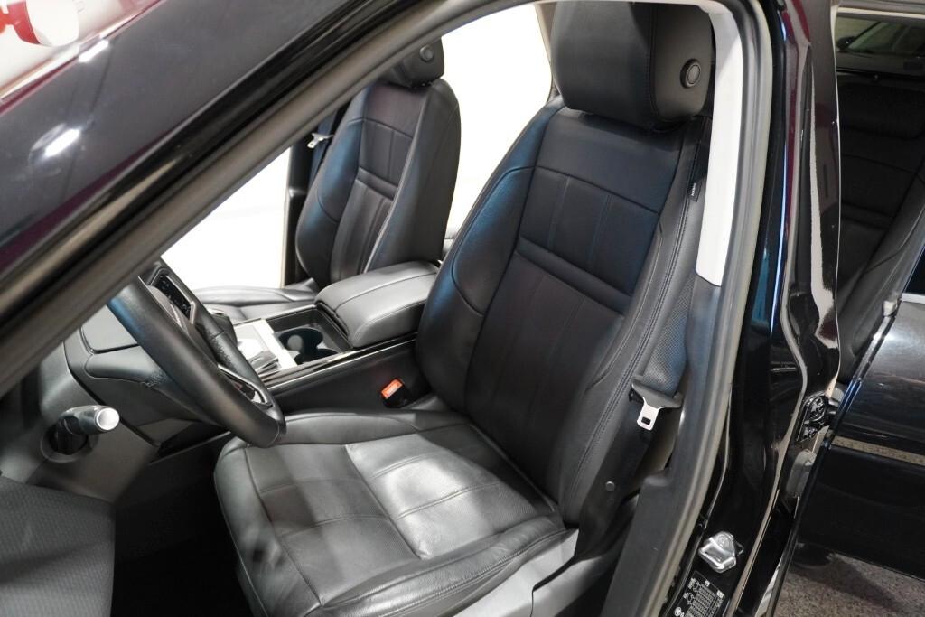 LAND ROVER RANGE ROVER EVOQUE 2.0D I4 AUTO AWD S ( FARI LED - TETTO PANORAMICO APR. - ADAPTIVE CRUISE - PELLE - AMBIENT LIGHTS - HEAD-UP DISPLAY - NAVI - MIRROR - PDC - TELECAMERA POST. - CERCHI 18 )