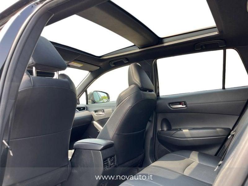 Toyota Corolla Cross 2.0H (197 CV) E-CVT Lounge 4WD