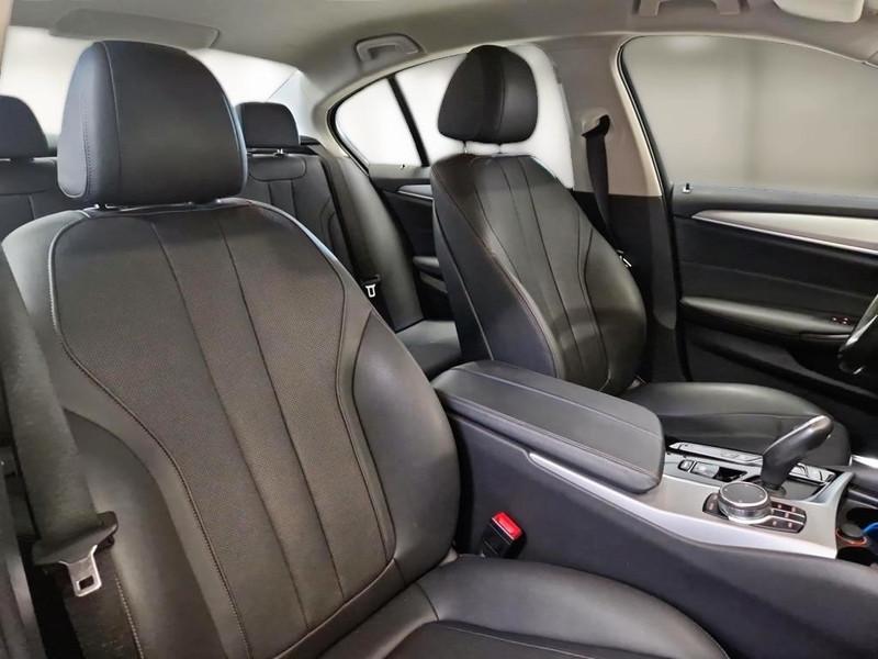 BMW 530 BUSINESS AUTO 4 PORTE BERLINA