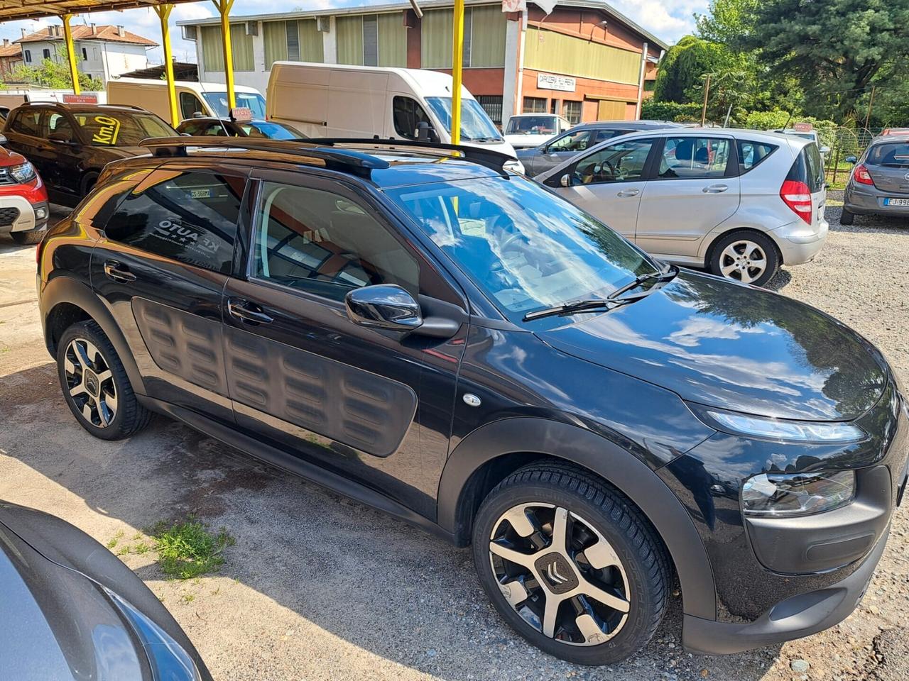 Citroen C4 Cactus PureTech 82 Shine