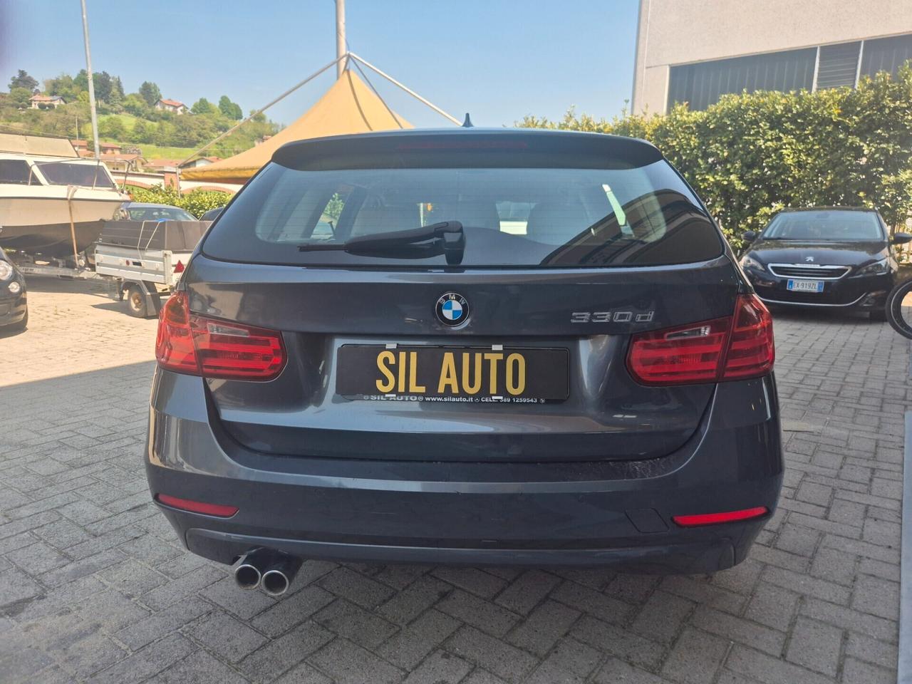 Bmw 330dA Touring Luxury/ AUT