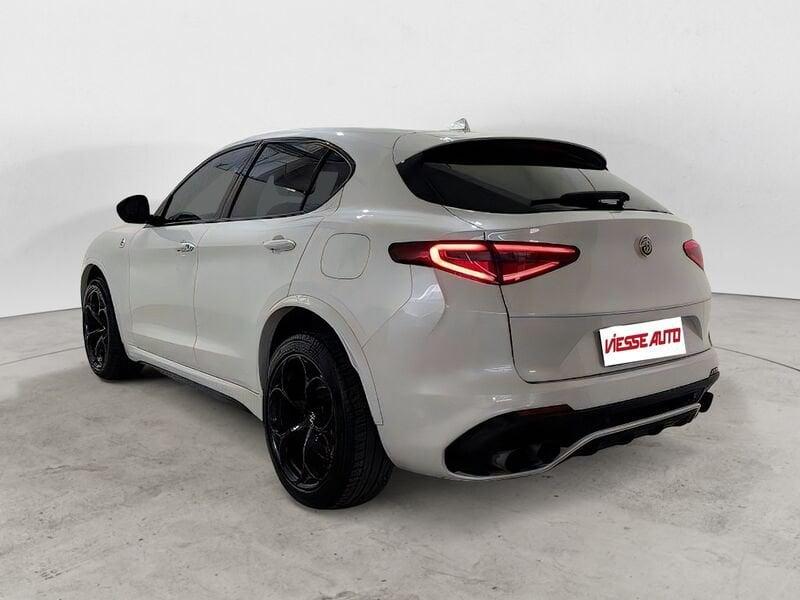 Alfa Romeo Stelvio Stelvio 2.9 Bi-Turbo V6 510 CV AT8 Quadrifoglio