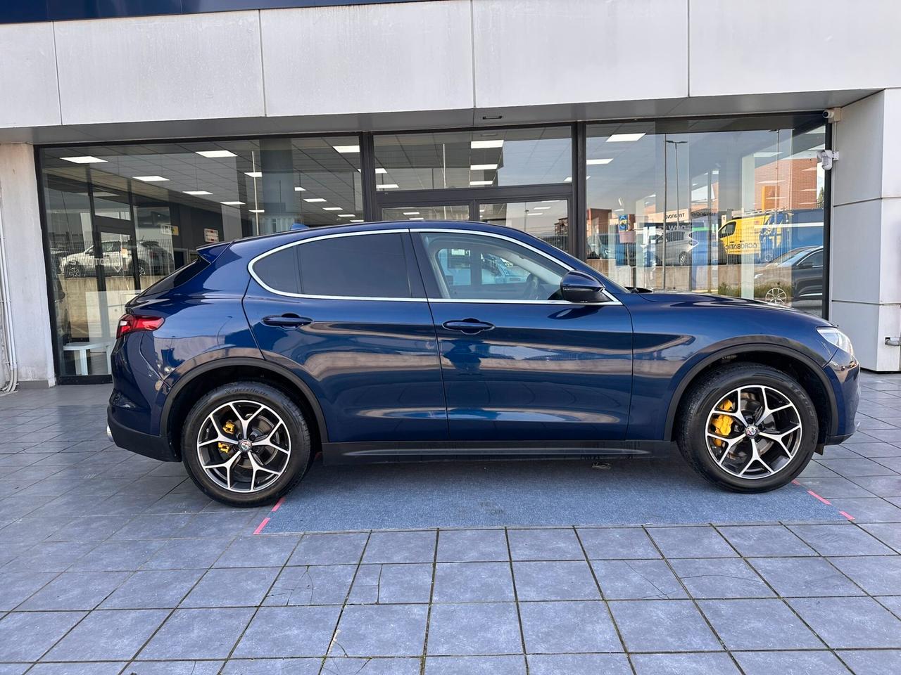 Alfa Romeo Stelvio 2.2 Turbodiesel 180 CV AT8 RWD Executive