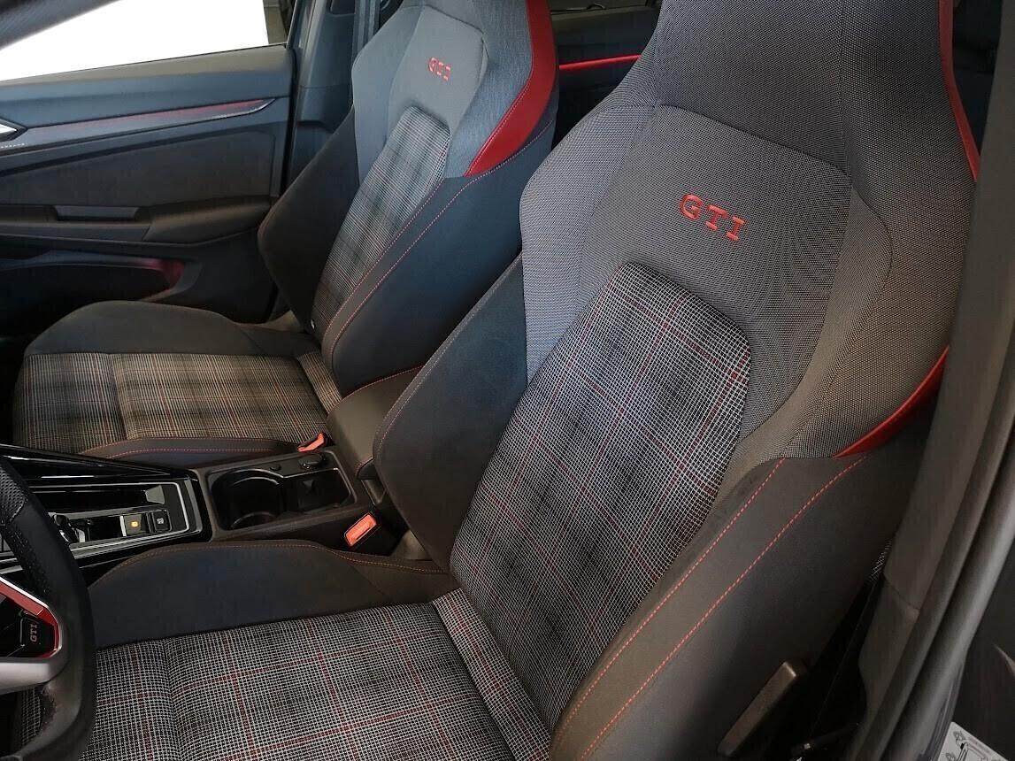 Volkswagen Golf GTI 2.0 TSI DSG MATRIX ACC DCC