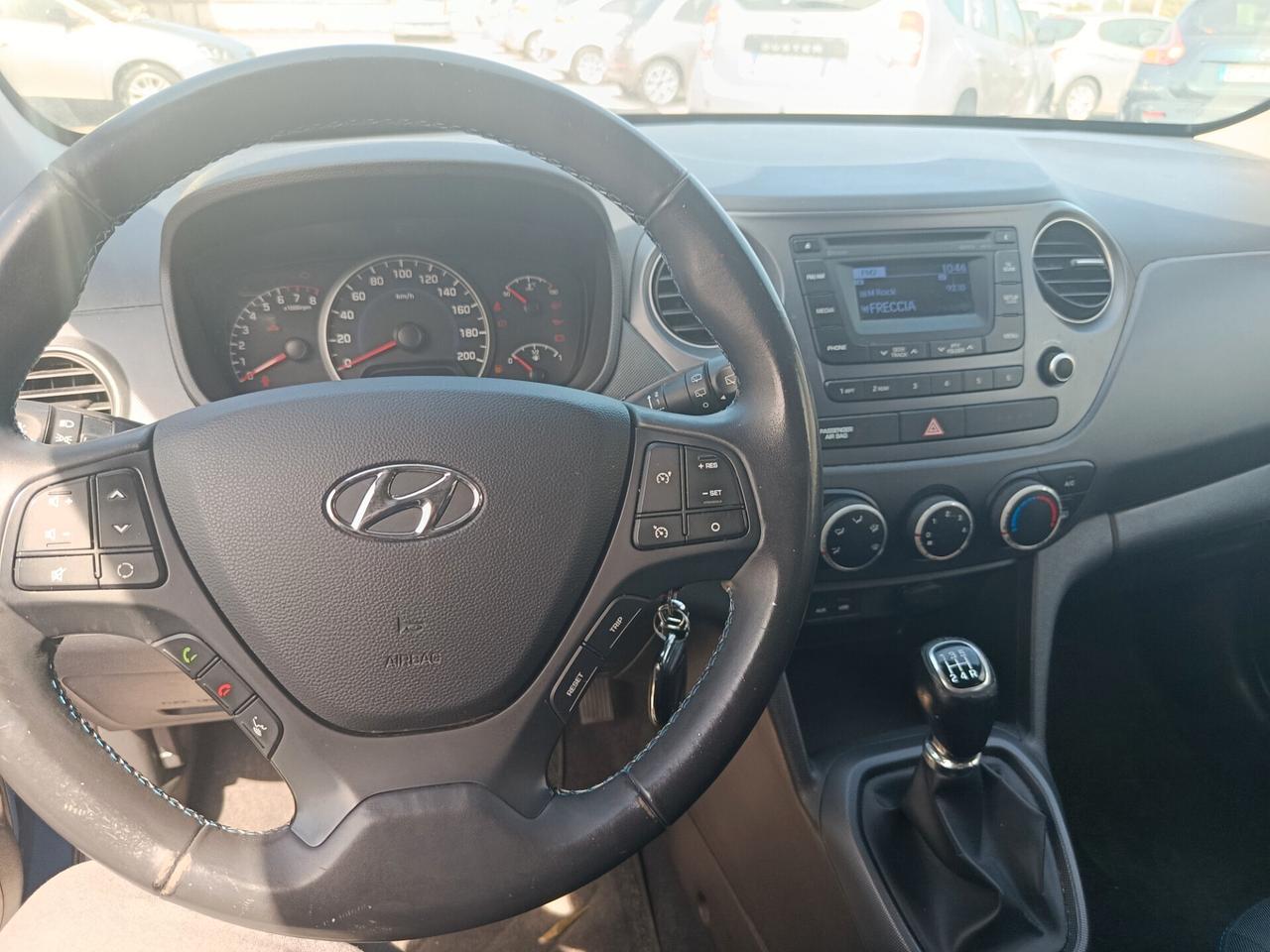 Hyundai i10 1.0 MPI Sound Edition