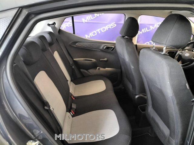 HYUNDAI i10 1.0 MPI Advanced