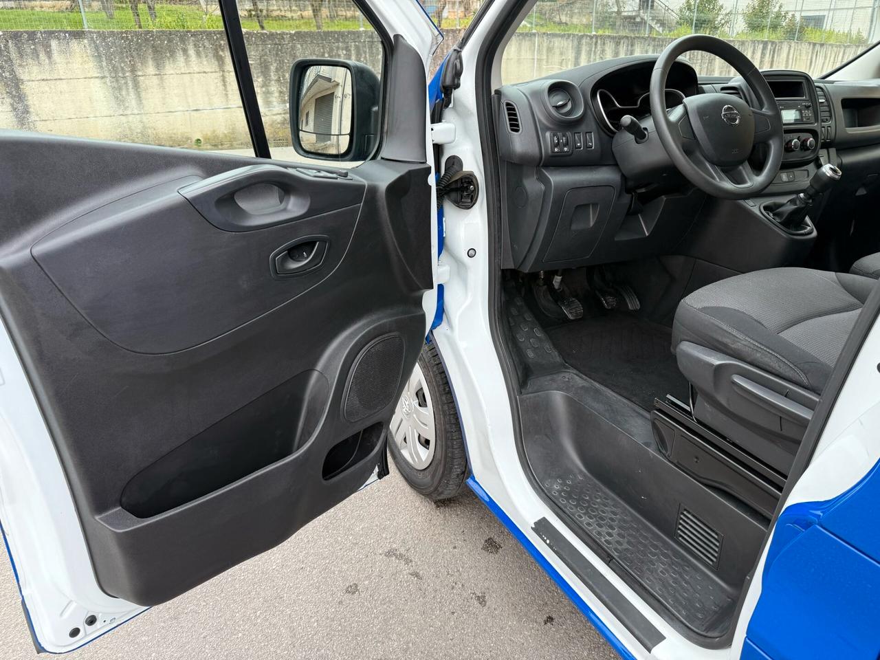NISSAN NV300 2.0 DCI 120CV 2022