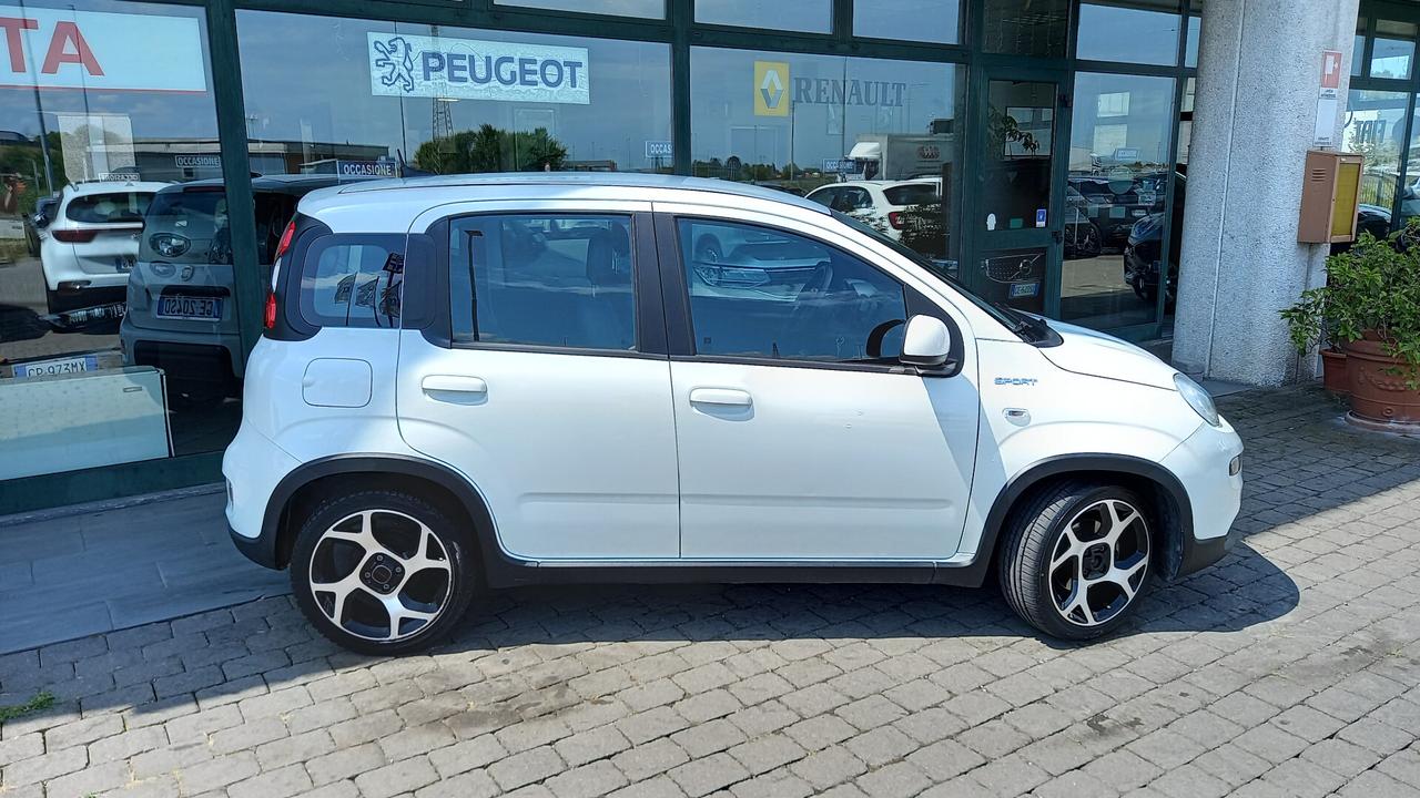 Fiat Panda 1.0 FireFly S&S Hybrid Sport
