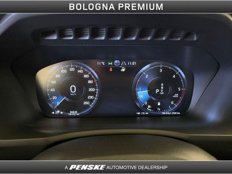 Volvo XC90 XC90 B5 (d) AWD Geartronic 7 posti R-design