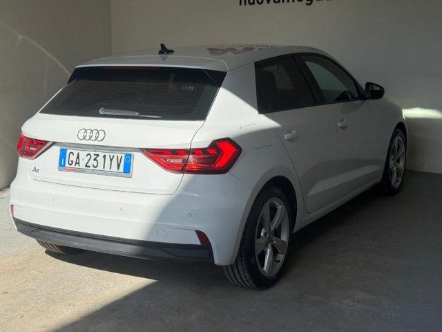 AUDI A1 citycarver 30 TFSI Admired