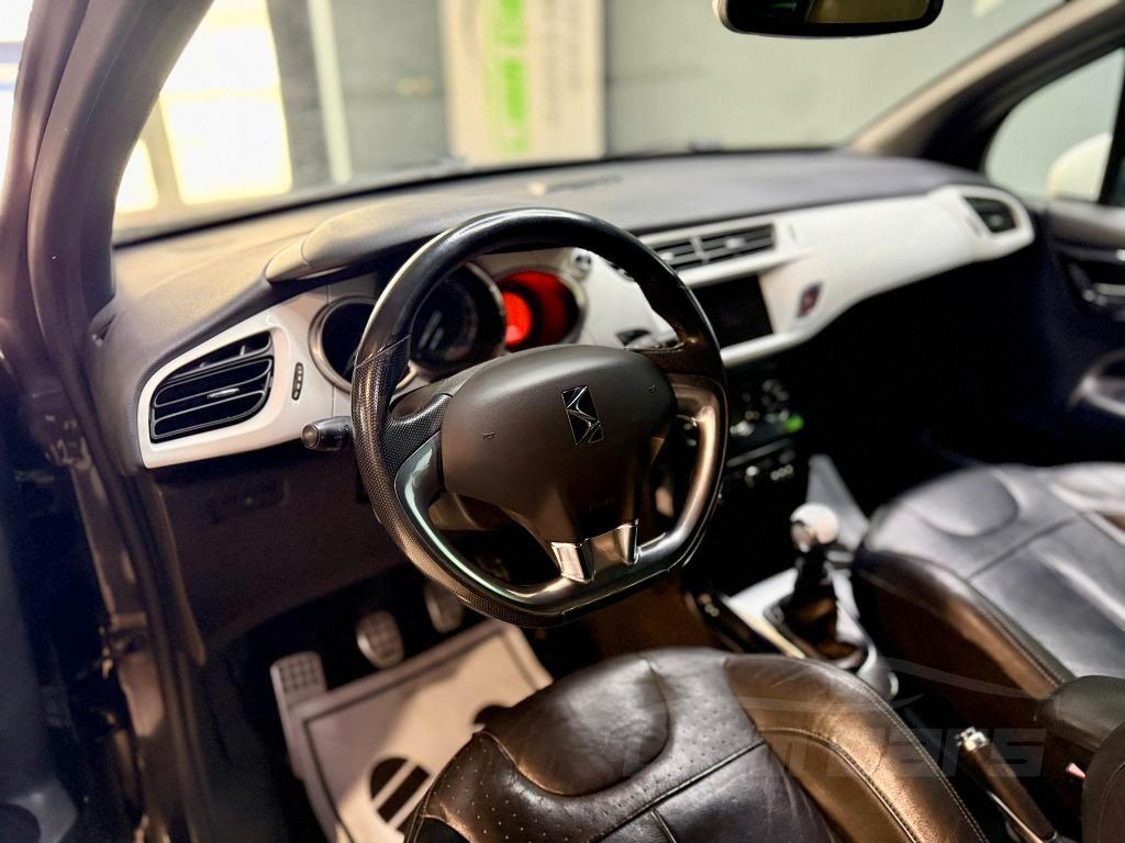 Citroen DS3 1.6 turbo thp Just Black 155cv