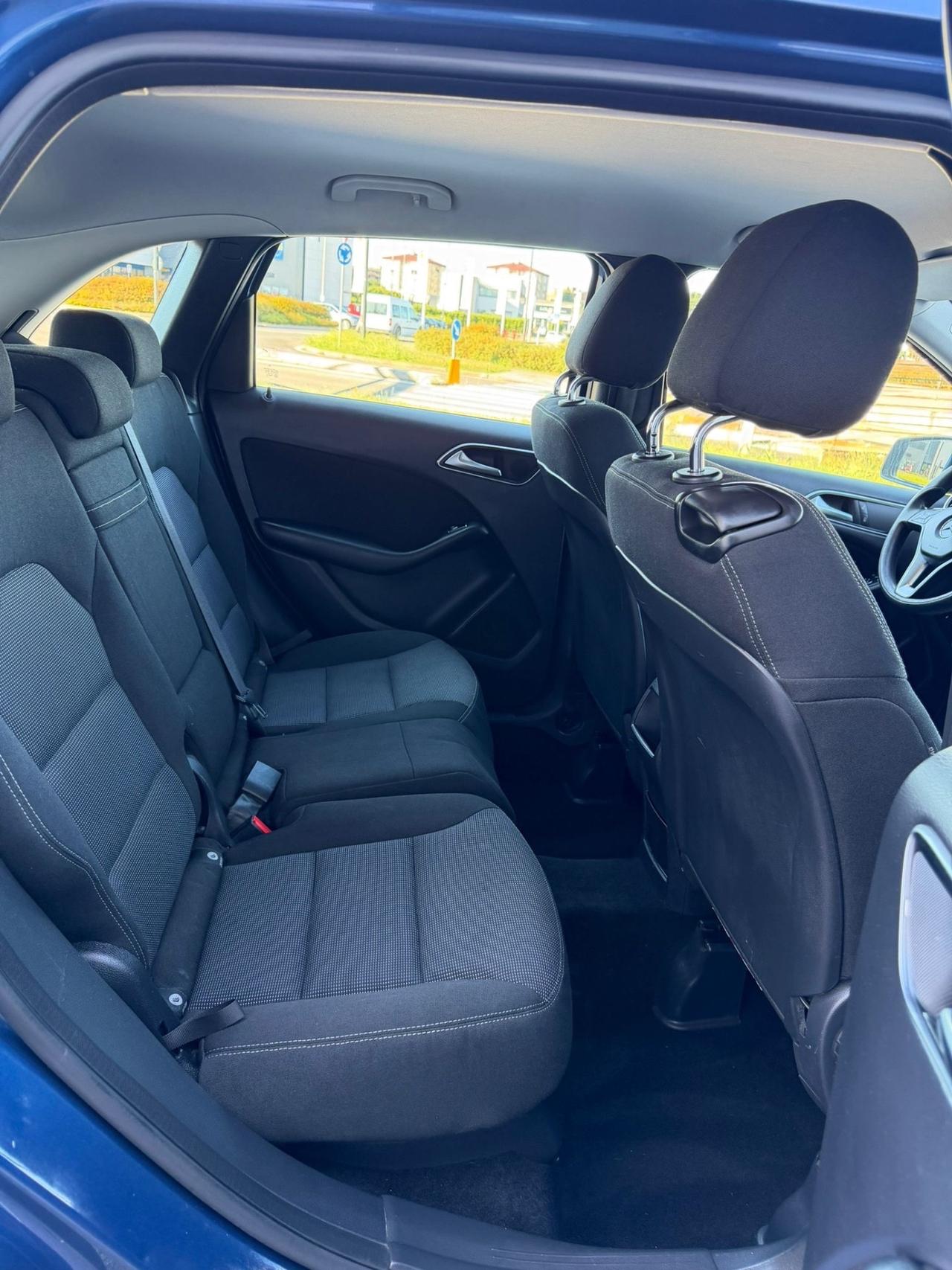 Mercedes-benz B 180 BlueEFFICIENCY Premium