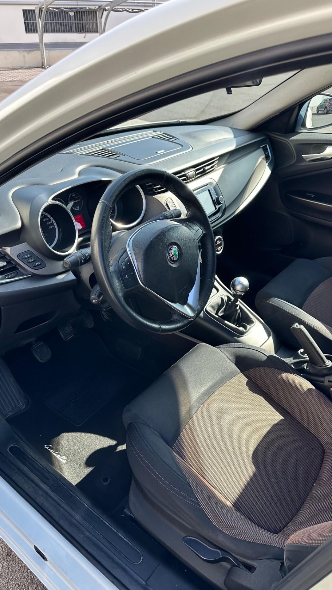 ALFA ROMEO GIULIETTA 1.6 JTDM 105CV SPORTIVA QUADRIFOGLIO