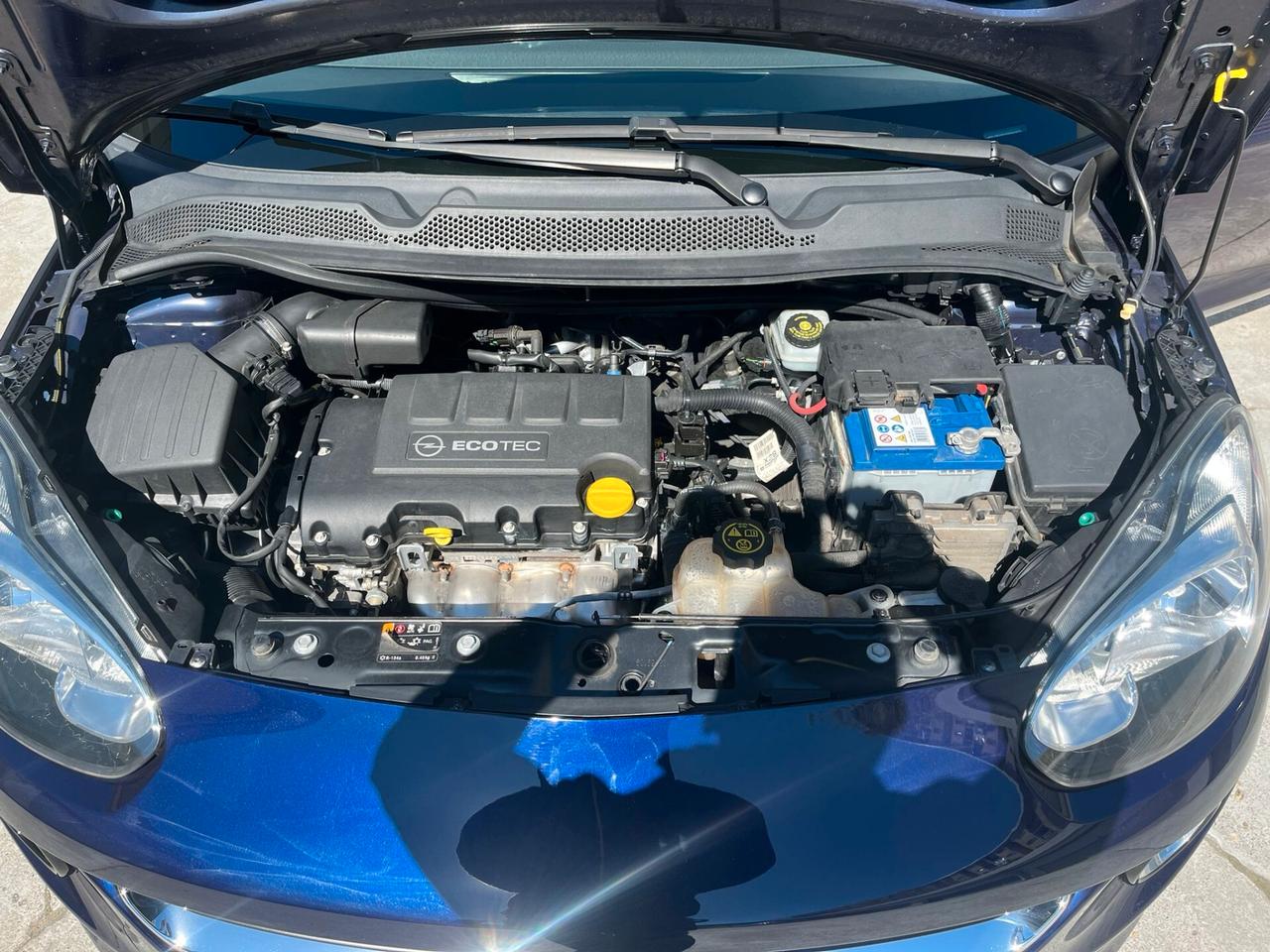 Opel Adam Rocks 1.2 70 CV Air