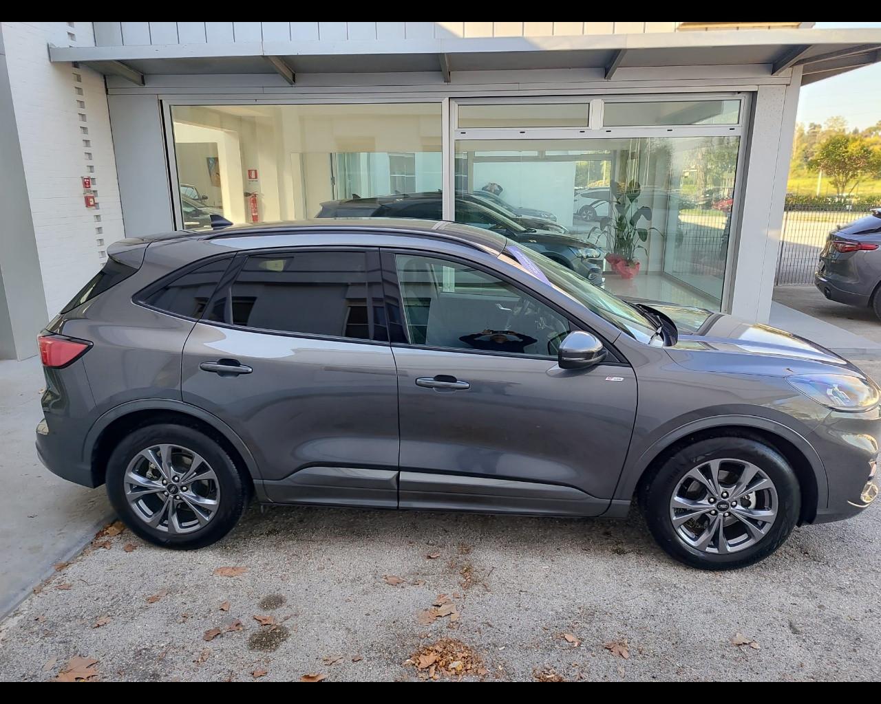 FORD Kuga 1.5 EcoBoost 150 CV 2WD ST-Line