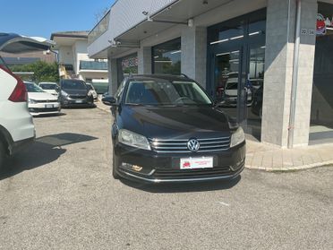 Volkswagen Passat 2.0 TDI DSG Highline BlueM. Tech.