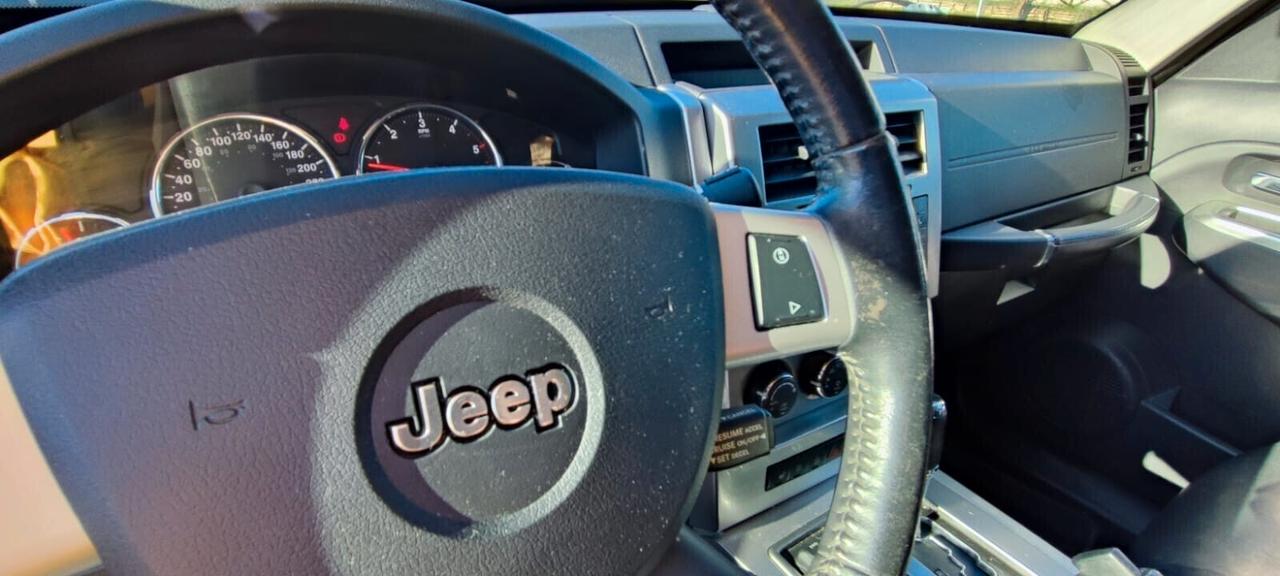 Jeep Cherokee 2.8 CRD DPF Limited Auto