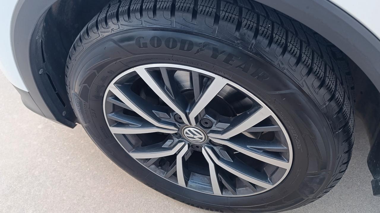 Volkswagen Tiguan 1.6 TDI 115cv Business - Uniproprietario - Service Volkswagen