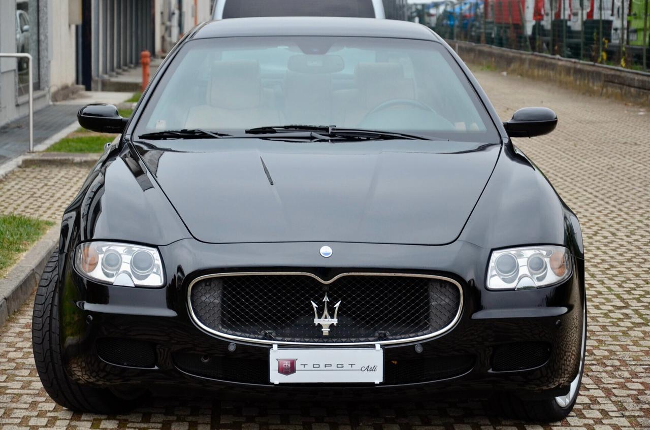 MASERATI QUATTROPORTE 4.2 V8 401cv AUTO, UNICOPRORIETARIO, UFF ITALIANA, SERVICE UFF MASERATI, ECCELLENTI CONDIZIONI, 20", PERMUTE