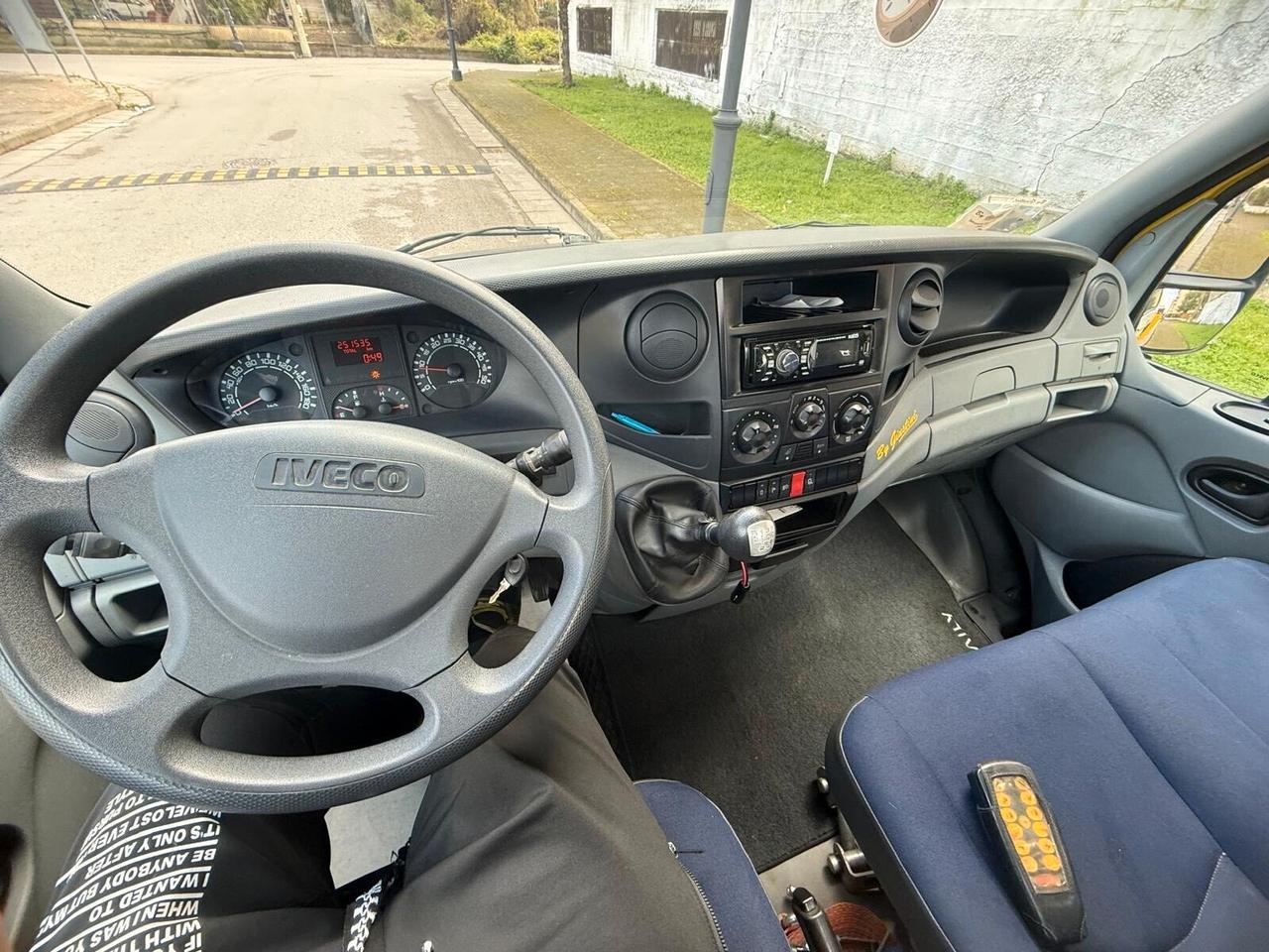 Iveco DAILY CARROATTREZZI SCARRABILE COMEAR