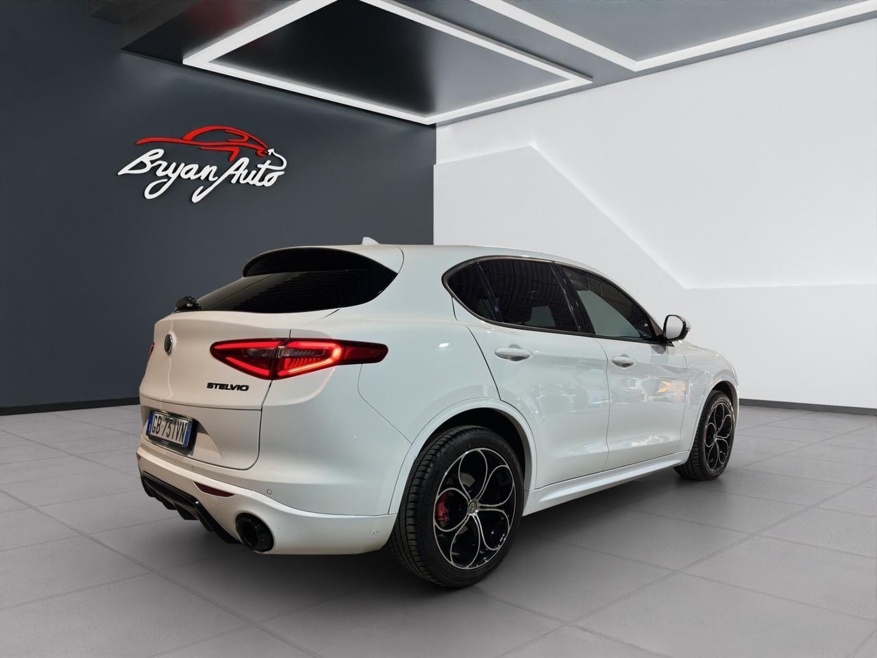 Alfa Romeo Stelvio 2.2 Turbodiesel 190 CV AT8 Q4 Business