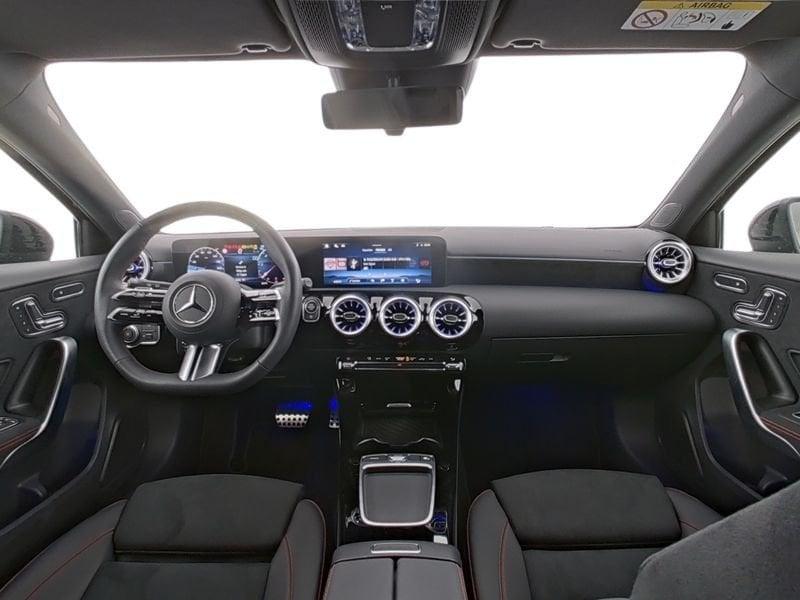 Mercedes-Benz Classe A 180 Automatic Advanced Plus AMG Line Night