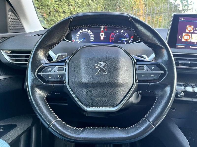 Peugeot 3008 1.5 130 cv EAT8 COCKPIT/PALETTE