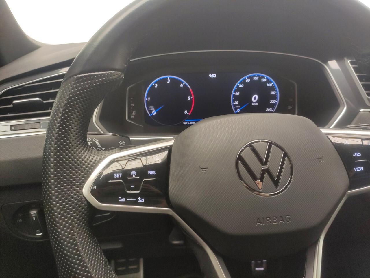 Volkswagen Tiguan 2.0 TDI 150 CV SCR DSG R-Line