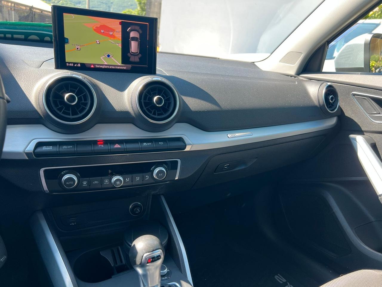 Audi Q2 1.6 s tronic navigatore matrix fari e top