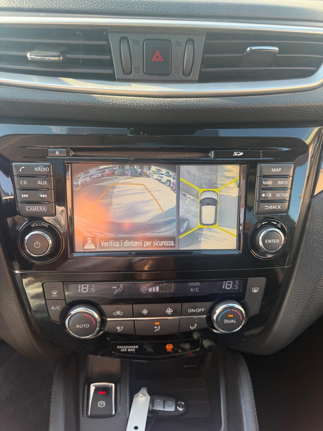 Nissan Qashqai 1.5 dCi 360 Perfetto