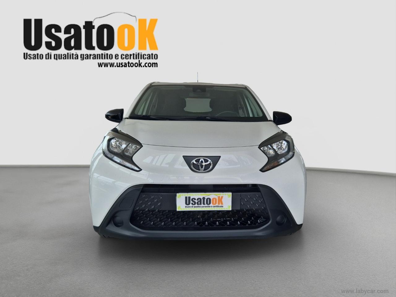 TOYOTA Aygo X 1.0 VVT-i 72 CV 5p. Active TUA A 14.950 € CON USATOOK PLUS