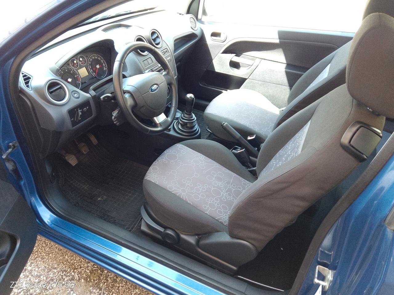 Ford Fiesta 1.2 16V 3p. Ghia SOLO 68.000 KM UNIPRO