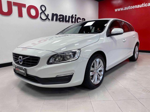VOLVO V60 2.0 D2 MOMENTUM