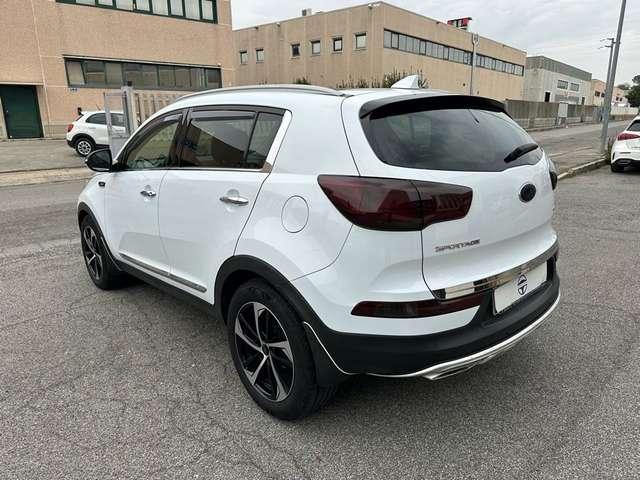 Kia Sportage 1.7 CRDI VGT 2WD high tech