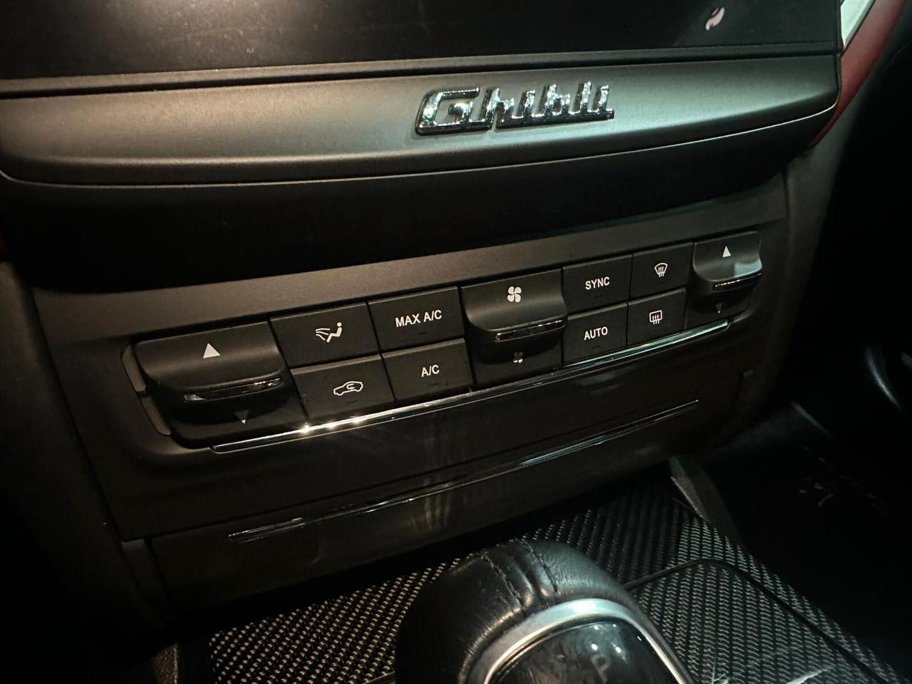 Maserati Ghibli V6 430 CV Q4 Gransport