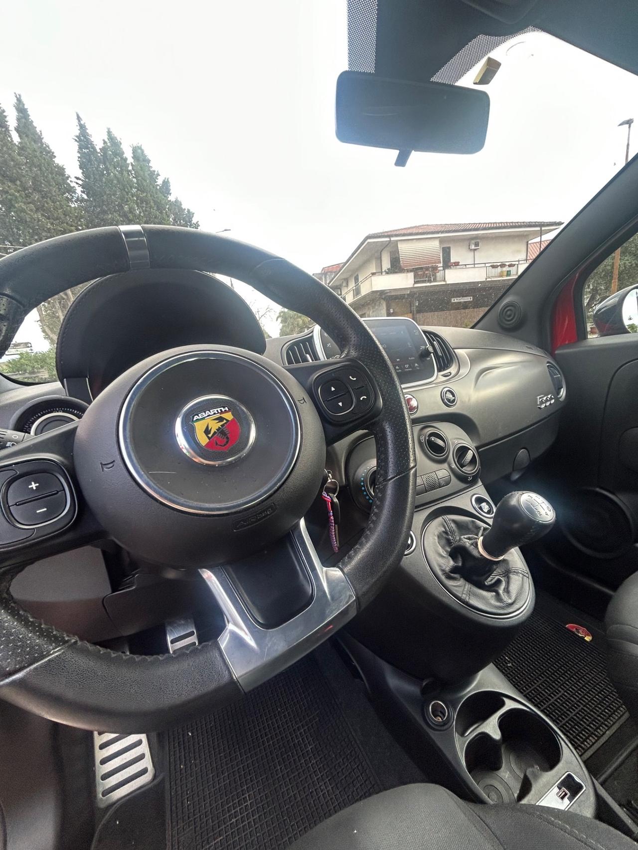 Abarth 595 1.4 Turbo T-Jet 160 CV Pista