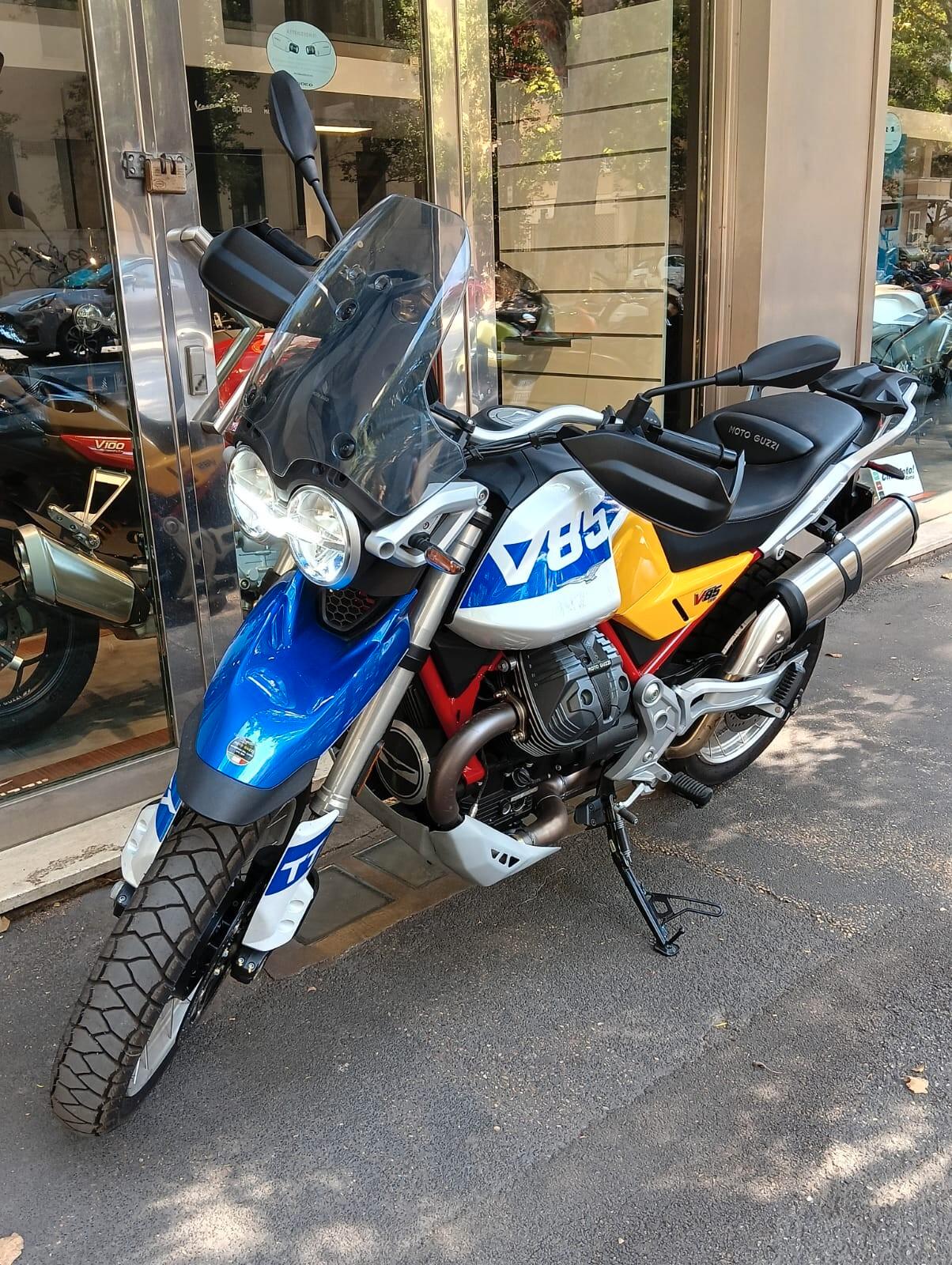 Moto Guzzi V 85 TT
