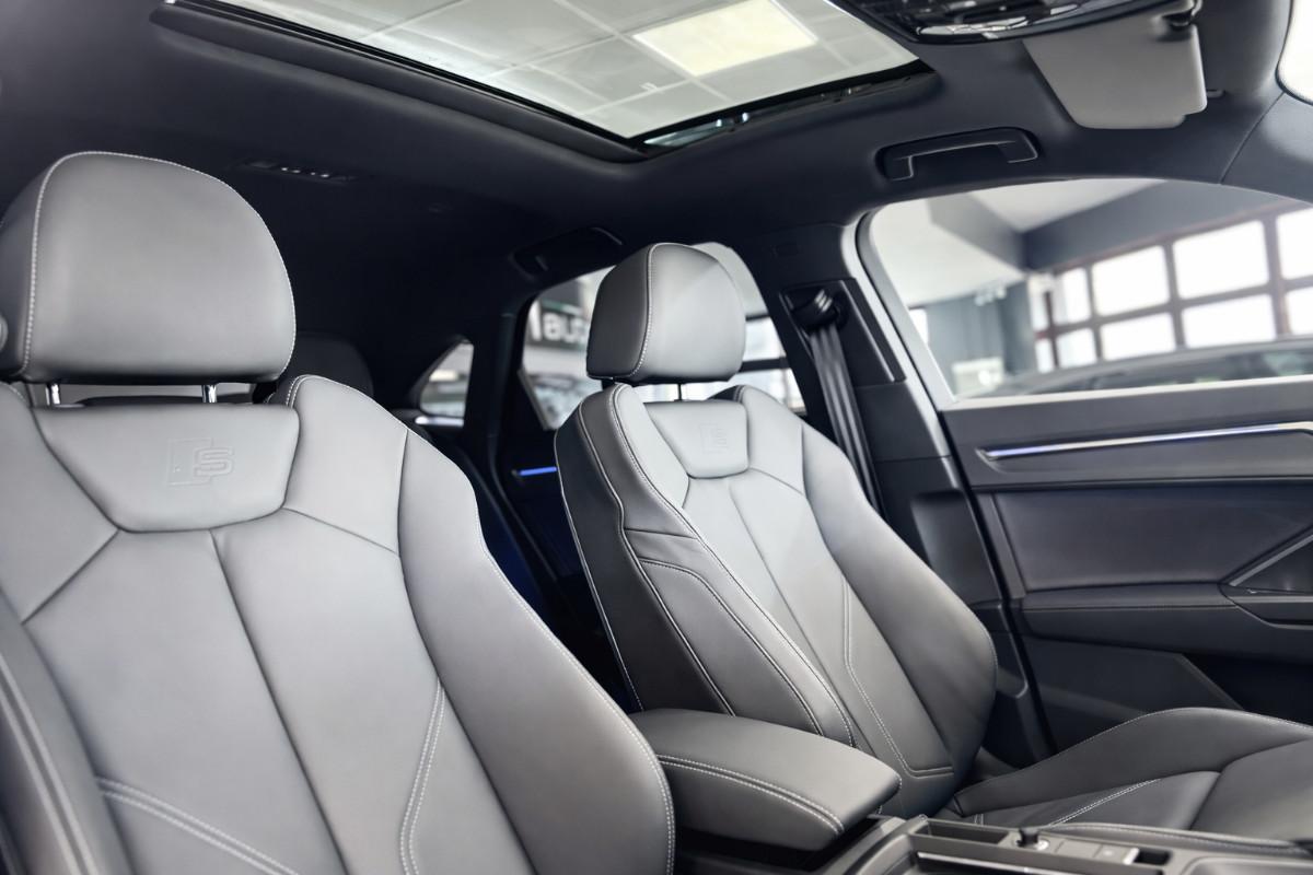 Audi Q3 Sportback 35 2.0 tdi Identity Black quattro s-tronic