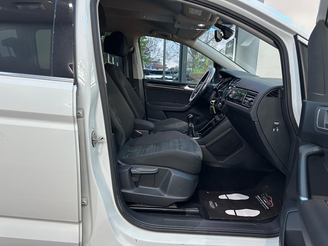 Volkswagen Touran 1.6 TDI Executive BlueMotion Technology