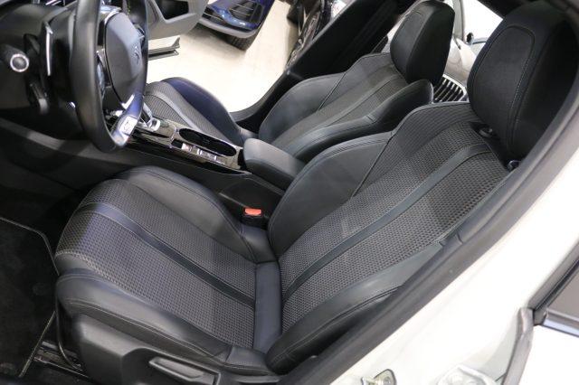 PEUGEOT 2008 BlueHDi 130 S&S EAT8 GT Line"PARI NUOVO"