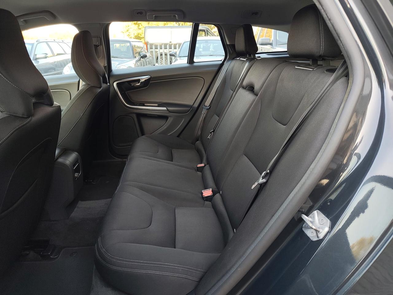 Volvo V60 D2 Geartronic E6 NEOPATENTATI
