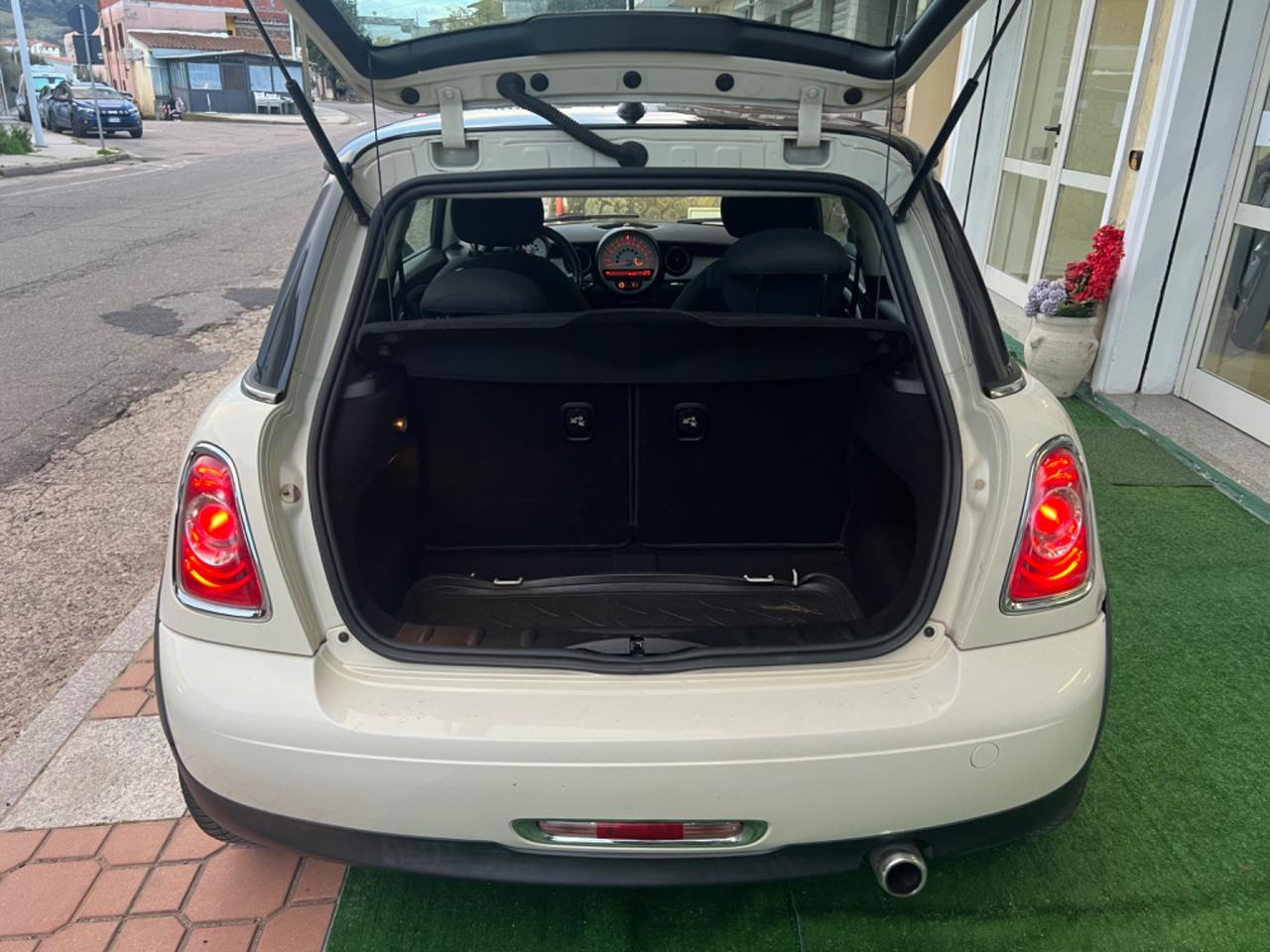 Mini 1.6 16V Cooper D