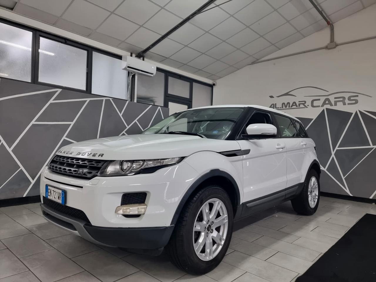 Land Rover Range Evoque 2.2 TD4 5p. Pure
