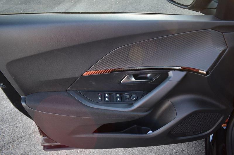 Peugeot 2008 2008 PureTech 130 S&S EAT8 Active Pack