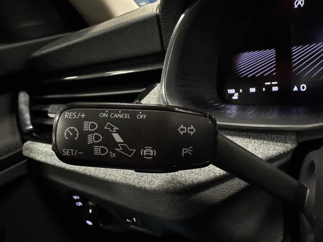 SKODA Kamiq 1.0 TSI 115 CV Black Dots